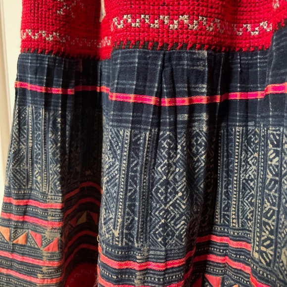 Vintage patchwork Hmong skirt. - Picture 5 of 7